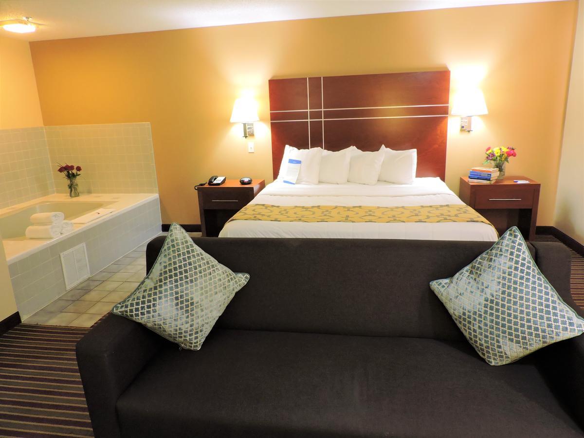 Baymont By Wyndham Bowling Green Extérieur photo