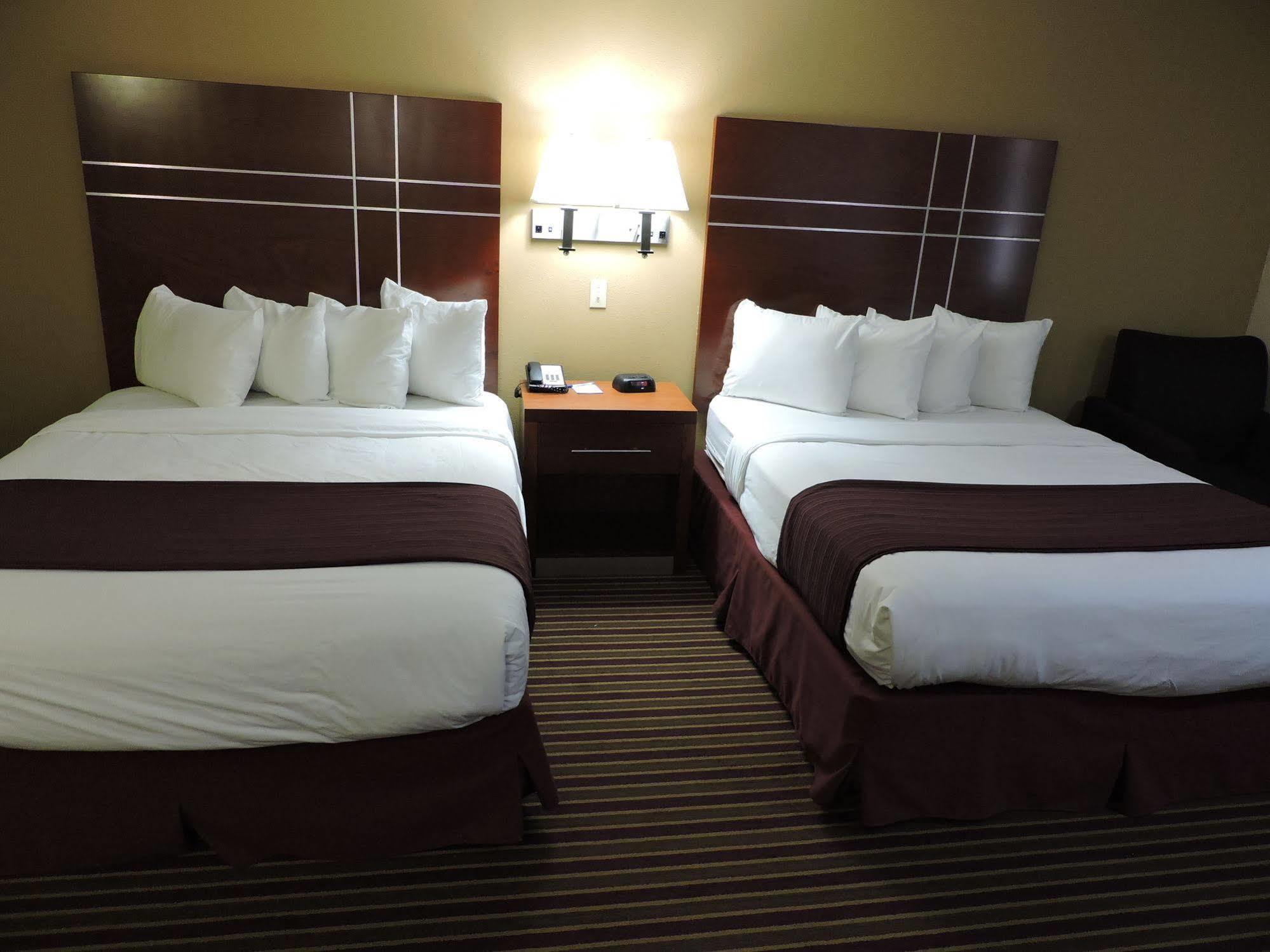 Baymont By Wyndham Bowling Green Extérieur photo