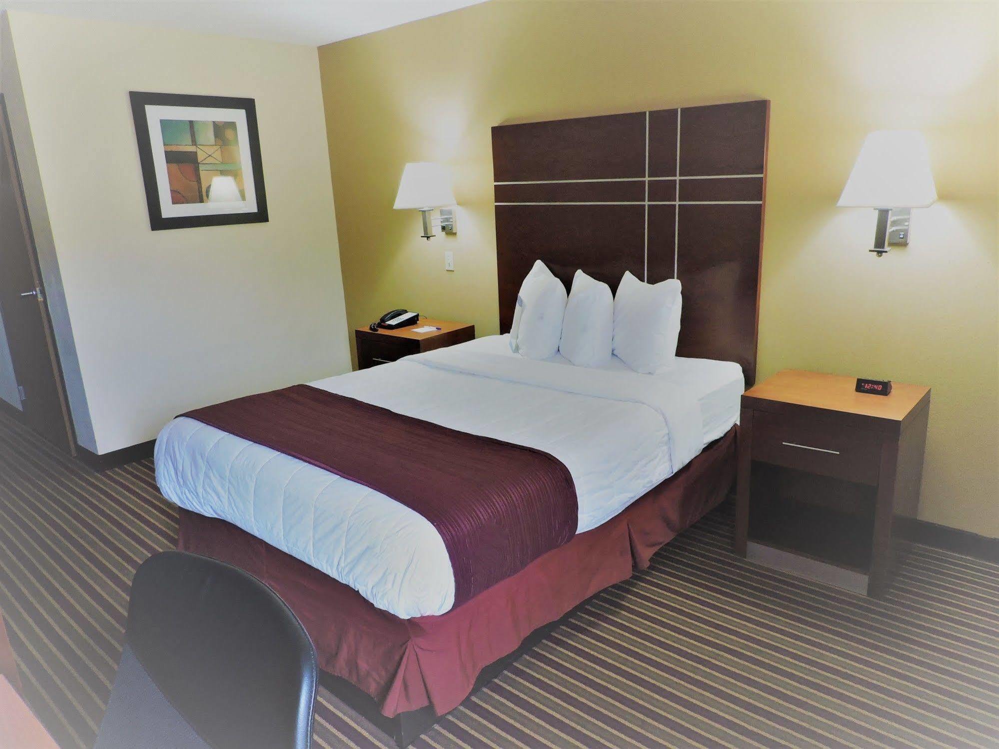 Baymont By Wyndham Bowling Green Extérieur photo