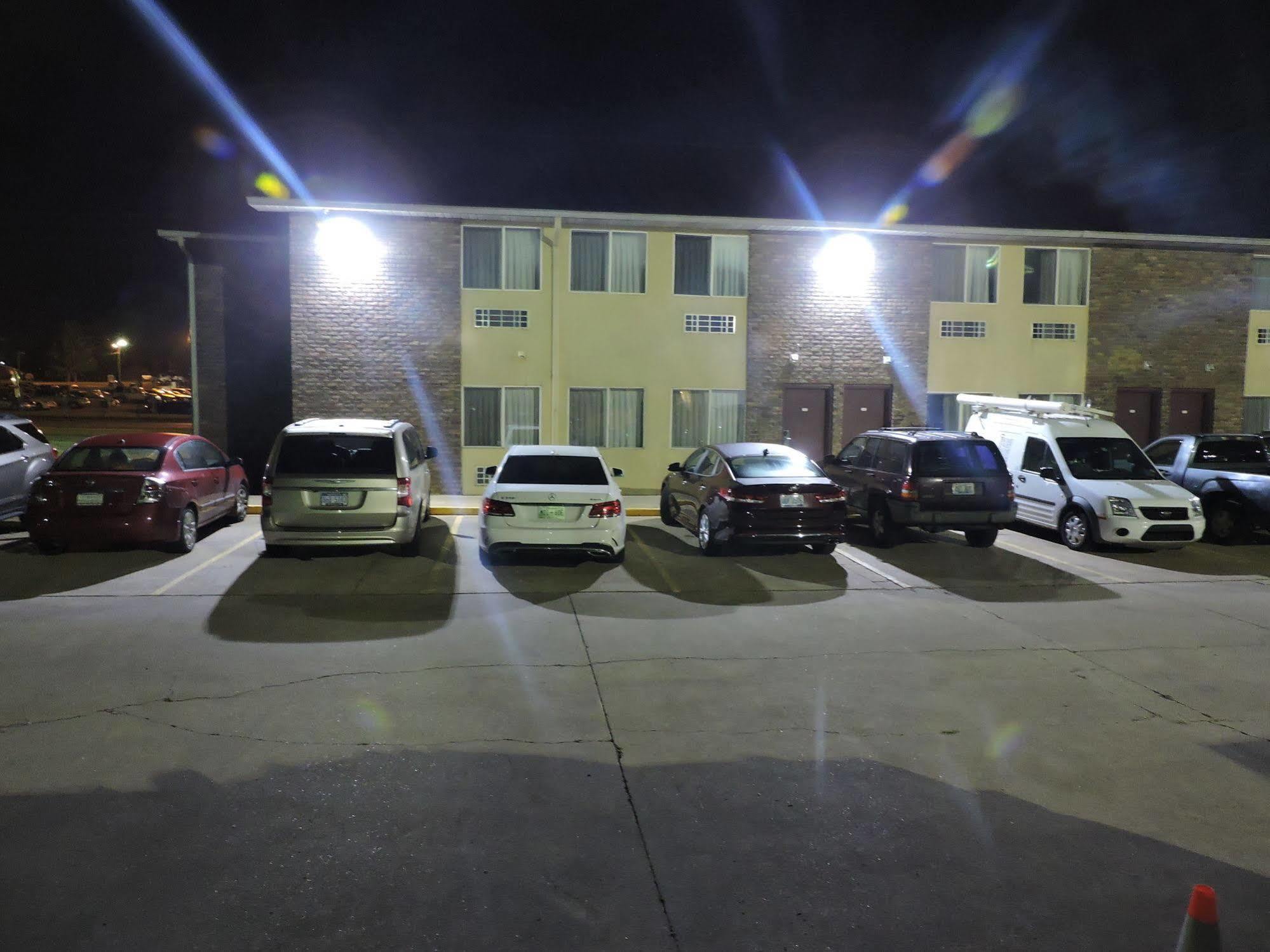 Baymont By Wyndham Bowling Green Extérieur photo
