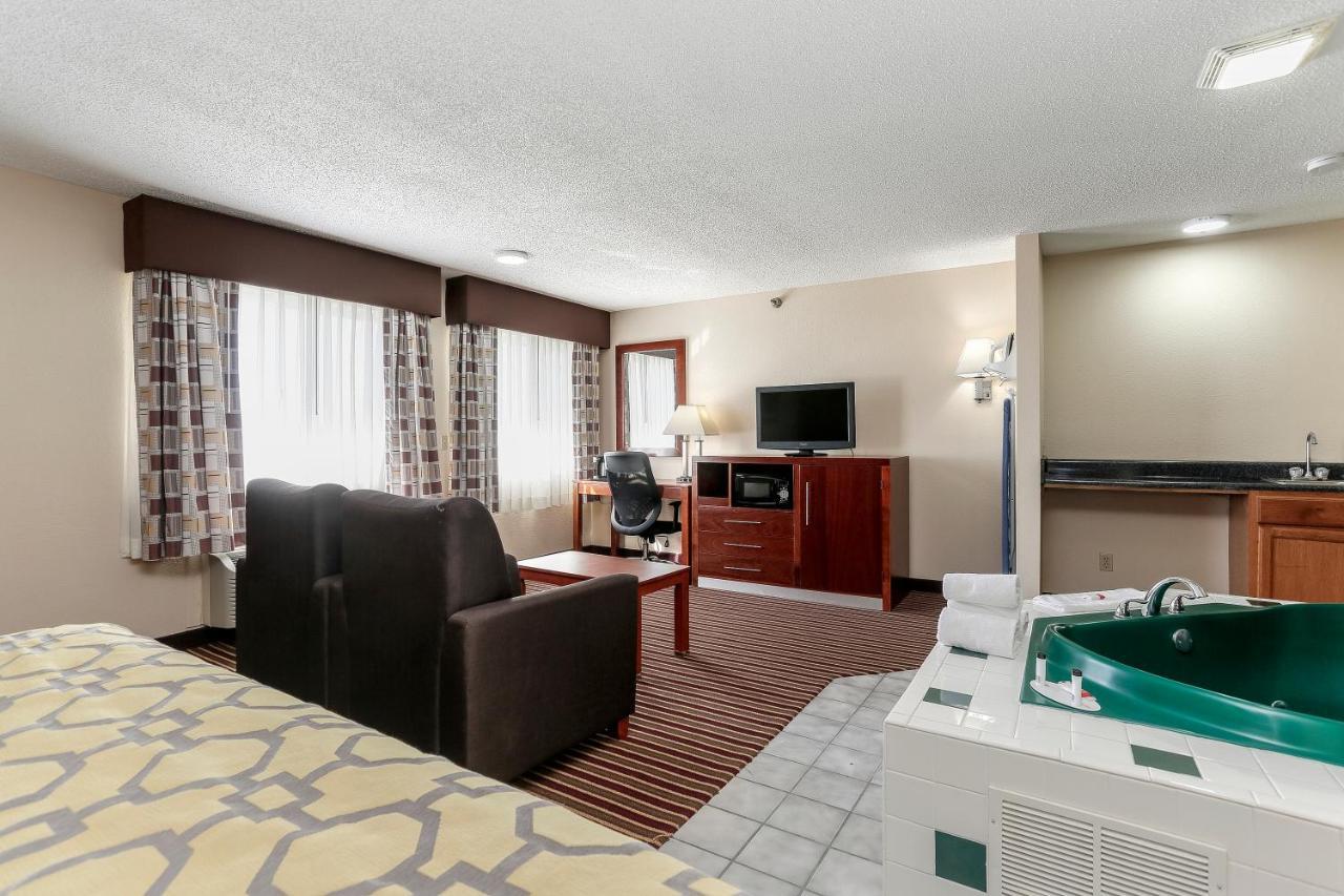 Baymont By Wyndham Bowling Green Extérieur photo